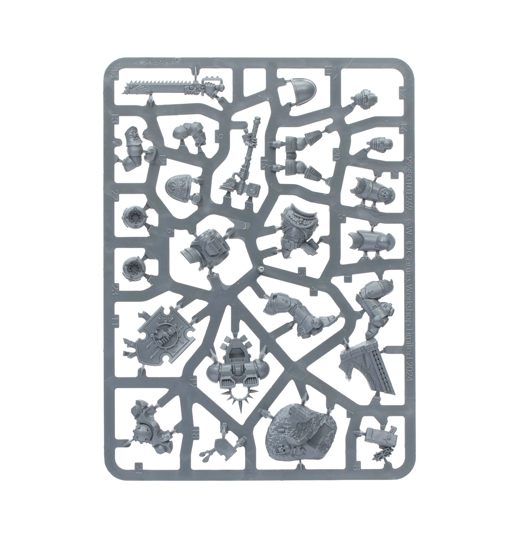 99120101492_SpaceMarinesCaptainwithJumpPackandRelicShield04-3