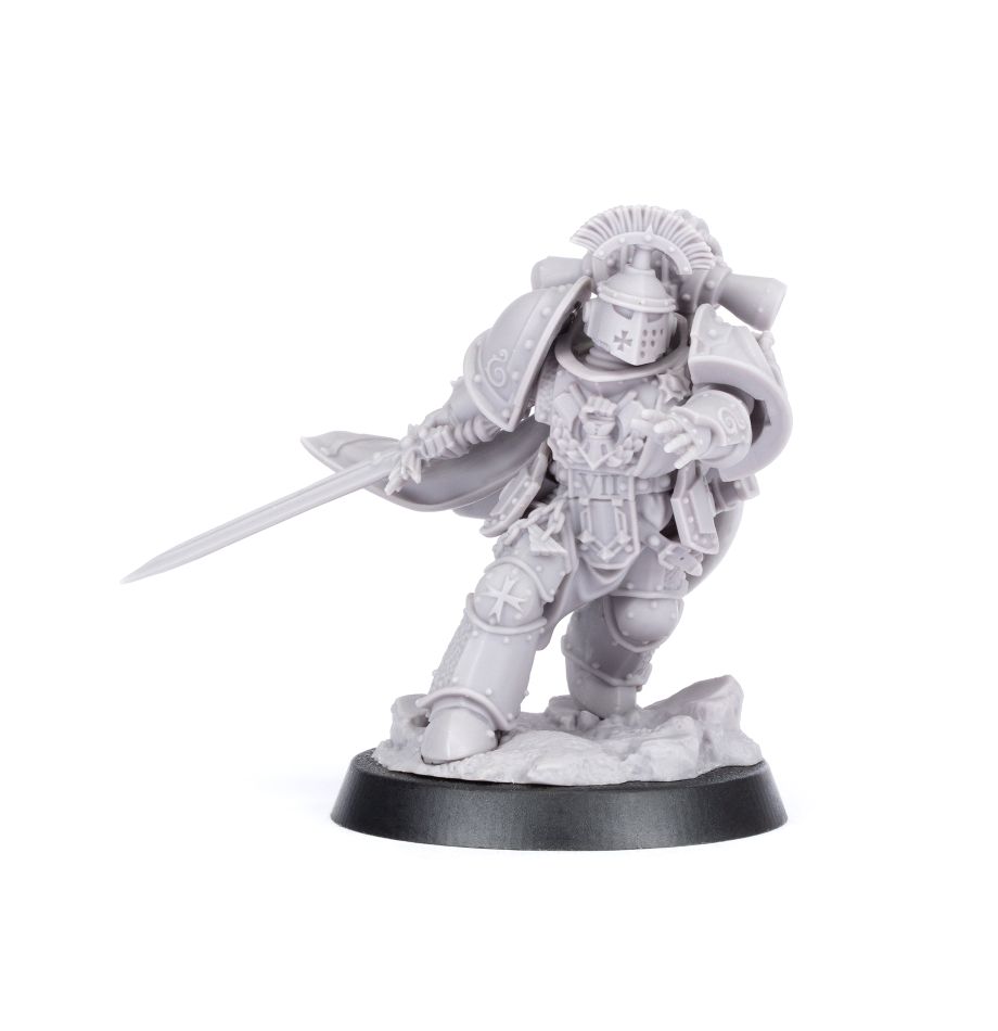 99853001650_SMImperialFistsLegionPraetorResinLead-1